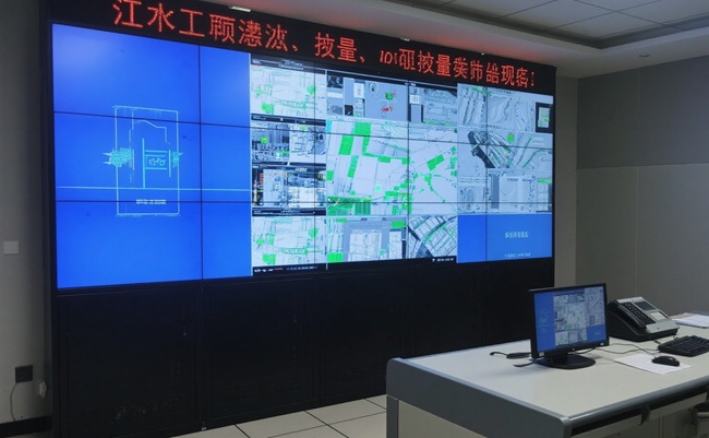 大型监控室液晶拼接屏.jpg